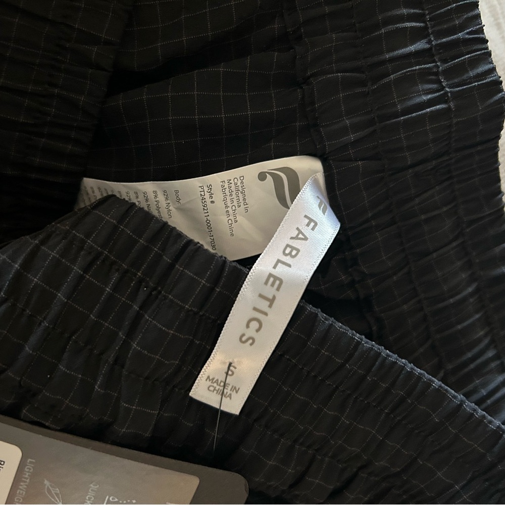 Fabletics joggers Set - Picture 9 of 10